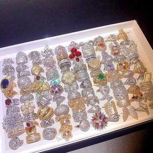 Anelli di Lusso 2026 con Zirconia e Grandi Gemme, Gioielli alla Moda per Uomo e Donna, Vendita all'Ingrosso - Product Image 4