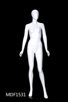 Maniquí Femenino de Cuerpo Entero en Pose de Pie, Maniquí de Moda para Bodas