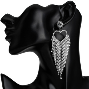 Pendientes <span class=keywords><strong>de</strong></span> tuerca con flecos y borlas <span class=keywords><strong>de</strong></span> corazón para mujer, accesorios <span class=keywords><strong>de</strong></span> <span class=keywords><strong>moda</strong></span>, <span class=keywords><strong>2022</strong></span> - Product Image 4