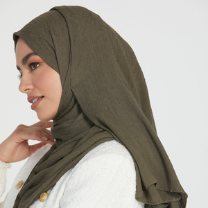 Hijab froissé en modal imprimé ethnique pour les femmes musulmanes Style Boho Léger respirant Vêtements d'été pour les voyages à la plage - Product Image 3