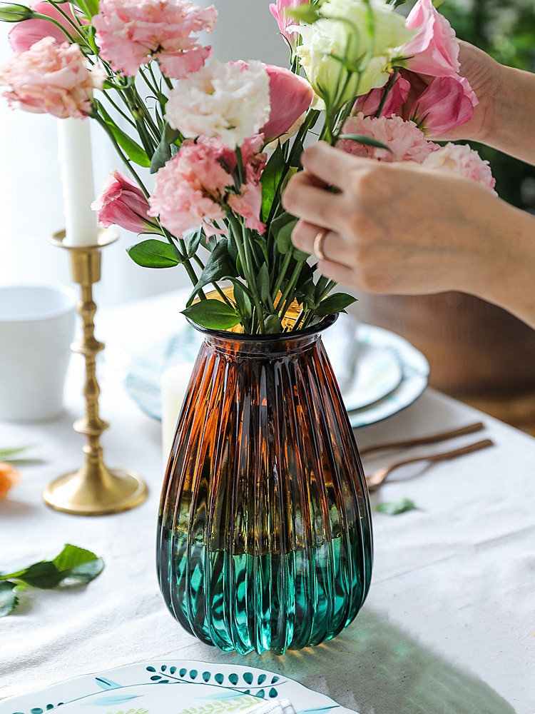 Factory Produced Wholesale Glass Flower Vase for Home Decor