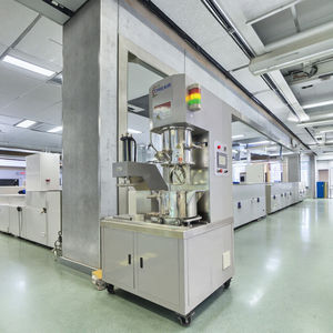 خلاط كوكبي مزدوج سعة 5 لتر مع مضخة تفريغ للراتنجات الإيبوكسية - Product Image 1