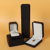 Boîte à bijoux en velours décorative SIFOO en gros, étui à collier, boîte à bagues de mariage, boîte à bijoux en cuir PU noir faite à la main