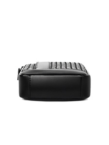 Sacs bandoulière tendance OEM en cuir PU, sacs à bandoulière de créateur pour hommes et femmes, sacs messager pour sports de plein air et voyages - Product Image 3