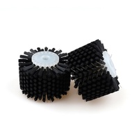 Module de brosse cylindrique industrielle personnalisée à segments rotatifs OEM, brosse de polissage avec manche en plastique PP pour le nettoyage du métal et du bois