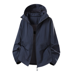 Nueva Chaqueta con Capucha para Hombre, Protección Solar UPF50, 100% Nailon, Ligera, de Secado Rápido, Corte Holgado, Perfecta para Bloquear el Sol - Product Image 4