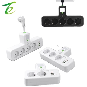 Adaptateur USB transfrontalier standard européen avec cordon et prise pour trois, quatre ou cinq prises MFi - Product Image 1