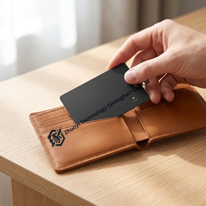 Paquete de <span class=keywords><strong>4</strong></span> Tarjetas <span class=keywords><strong>AirTag</strong></span> para Pulsera, 2 Localizadores, Mini Accesorio de Rastreo Universal para Ropa y Equipaje - Product Image 5