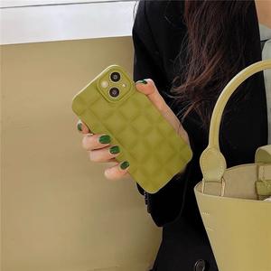 Funda para iPhone 13 Pro Max con diseño de pan verde oliva frío estilo INS, para Apple 12, 14, XS, color sólido a cuadros - Product Image 1