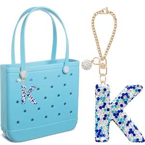 Porte-clés à breloques pour femmes et filles, sac fourre-tout de plage, 26 breloques de lettres pour sac Bogg - Product Image 5