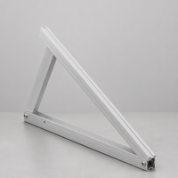 Kit de montage solaire triangulaire en aluminium en forme de U avec supports inclinables réglables pour toits en tôle plats - Fixation sécurisée des panneaux photovoltaïques pour applications résidentielles et commerciales