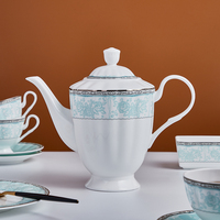 Vaisselle, bols à salade, assiettes, ensembles de vaisselle, vaisselle en céramique, ensemble de vaisselle de Noël, tasses, vaisselle en céramique colorée de luxe pour manger