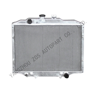 Radiador de coche personalizado para Mitsubishi Delica L300 L400 SF SH SJ Salida inferior recta 1986-2000 - Product Image 6