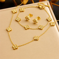 Parure de bijoux trèfle à la mode en diamants, plaqué or 18 carats avec zirconiums, collier, boucles d'oreilles et bracelet pour femme