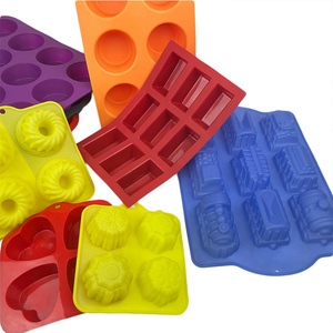 Moule à savon en <span class=keywords><strong>silicone</strong></span> personnalisé vente à chaud 9 cavités de qualité alimentaire faites à la main bricolage forme rectangulaire moules roses outils à gâteau Moule en <span class=keywords><strong>silicone</strong></span> - Product Image 4