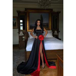 Robe de soirée noire Roseline, style robe de bal, manches courtes, longueur au sol, avec détails de roses, plumes, décoration florale, ODM XS XL - Product Image 5