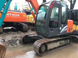 Pelles sur chenilles HITACHI ZX70 d'occasion certifiées CE Mini excavatrices de 7 tonnes Moteur à godet à noyau Machines japonaises à vendre - Product Image 3