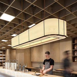 โคมไฟระย้าทรงวงรี ผ้าสีเบจ ไฟ LED สำหรับโรงแรม ร้านอาหาร โคมไฟห้อยเพดาน เคาน์เตอร์บาร์ โคมไฟติดเพดาน - Product Image 1