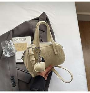 New style leather <b>bag</b> <b>for</b> women, fashionable shoulder <b>bag</b> <b>for</b> women, handbag <b>for</b> women, <b>tote</b> <b>bag</b> <b>for</b> women - Product Image 5