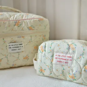 Private Label donna donna viaggio fiore di lusso stampato cotone trapuntato Set di 2 Set di borse per il trucco cosmetico
