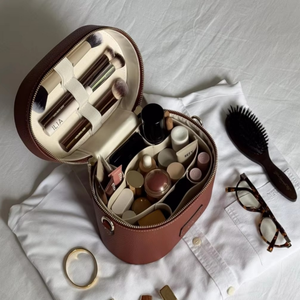Estuche <span class=keywords><strong>de</strong></span> <span class=keywords><strong>Maquillaje</strong></span> <span class=keywords><strong>de</strong></span> Lujo en Cuero PU <span class=keywords><strong>con</strong></span> Correa para el Hombro, Inserto Extraíble, Doble Cremallera, Bolsa Organizadora <span class=keywords><strong>de</strong></span> Cosméticos <span class=keywords><strong>de</strong></span> Viaje, Venta al Por Mayor - Product Image 2