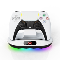 Base de charge rapide en plastique de haute qualité avec lampe RGB et câble USB-C pour manette sans fil P5