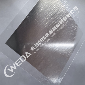 Lámina de Indio In99.995 100x100x0.1mm 100x100x0.2mm Material Termoconductor de Alta Pureza 99.995% para Chips Semiconductores - Product Image 1