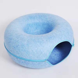 2023 nuevo diseño nido redondo Donut gato cueva cama mascota túnel patrón sólido para perros y gatos - Product Image 3
