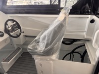 Bateau de pêche en aluminium Gospel de 25 pieds (7,5 m) avec cabine fermée et moteur hors-bord de 250 à 350 CV pour la navigation fluviale et la pêche sportive