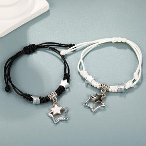 Pentagramme Tressé <span class=keywords><strong>Couple</strong></span> <span class=keywords><strong>Noir</strong></span> et Blanc Dessiner Bracelet Petite Amie <span class=keywords><strong>Couple</strong></span> Saint Valentin Cadeau D'anniversaire - Product Image 5