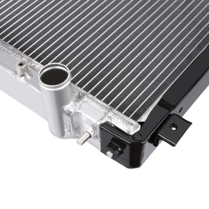 Лидер продаж, Автомобильный Алюминиевый радиатор для <span class=keywords><strong>VW</strong></span> Audi, автомобильные радиаторы <span class=keywords><strong>Pa66</strong></span> <span class=keywords><strong>Gf30</strong></span>, универсальный радиатор водяного охлаждения OEM 8D0121251M - Product Image 2