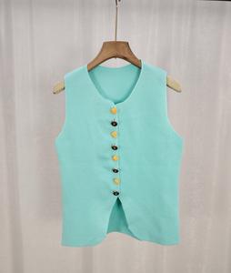 Novità 2025 <span class=keywords><strong>Abbigliamento</strong></span> da <span class=keywords><strong>Donna</strong></span> Ingrosso e Dettaglio Nuova Moda Squisito Gilet Lavorato a Maglia con Bottoni Pullover Senza Maniche Retrò Top <span class=keywords><strong>Chic</strong></span> - Product Image 5