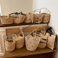 Sac à main en paille tressé fait main, sac de plage d'été, sac à bandoulière moderne et classique pour les vacances, nouveau produit tendance de l'été