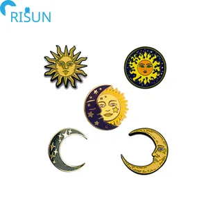 Wholesale Metal Retro Soft Hard Enamel Custom Day Night Sun Moon Enamel Pin Badges Brooch Glitter Moon Star Sign Enamel Pin Set