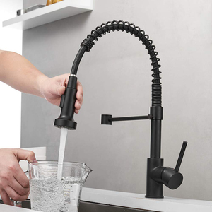Robinet de <span class=keywords><strong>cuisine</strong></span> gourmet de luxe noir, fabriqué en Chine, à poser sur l'évier, <span class=keywords><strong>avec</strong></span> <span class=keywords><strong>douchette</strong></span> extractible flexible et pulvérisateur rétractable - Product Image 4