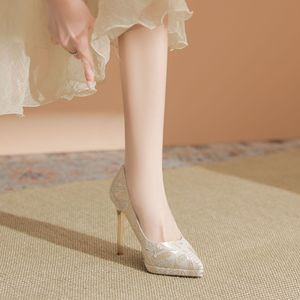 Chaussures à talons hauts pour femmes 1089U à bout pointu et talon aiguille, décorées de strass, élégantes pour mariage et soirée, couleur rouge - Product Image 2