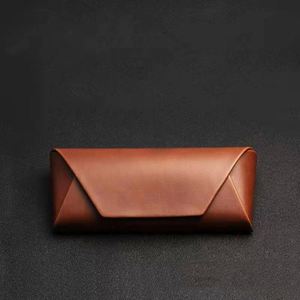 Étui de rangement et de présentation de lunettes de soleil et de vue en PU, de luxe, portable, fait main, avec finition mate, en matériaux recyclés, marron, rose, bleu - Product Image 3