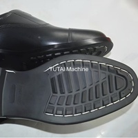 Machine à coudre les côtés intérieurs et les semelles extérieures Machine à coudre les semelles de chaussures