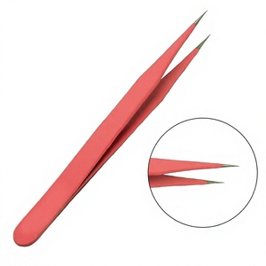 Pinzas para Cejas de Punta Puntiaguda DANTRIC IMPLANTS T-005, Color Rosa Oscuro, Acero Inoxidable con Recubrimiento en Polvo, Duraderas, Estilo Moderno - Product Image 5