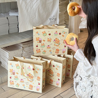 Sacs en papier personnalisés écologiques haut de gamme, sacs fourre-tout de grande valeur pour l'emballage des vêtements en magasin, cadeau d'anniversaire classique délicat et très vendu