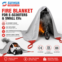 Couverture anti-feu pour scooter 4*5m grise, double face en fibre de verre et silicone, avec coins et sangles renforcés rouges