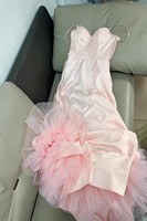 Q0219 Nouvelle Robe Chic Européenne Automne 2024 pour Femme, Coupe Trapèze, Couleur Unie, Bretelles Fines, Décoration Boutons, Longueur Midi, Idéale Soirée et Mariage