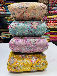 Premium yumuşak pürüzsüz nakış Polyester kumaş elbise Saree üniforma için % 100% Polyester hafif dayanıklı nakış kumaş - Product Image 5