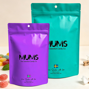 Sachet d'emballage Mylar mat personnalisé en gros avec fermeture éclair, fenêtre transparente et trou de suspension pour bonbons et snacks sucrés - Product Image 5