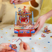 Tonecheer Wholesale Wind up Circus Animal Carnival Wooden DIY Music Box Kit for Gifts Toy Brick and Mortar Retailers