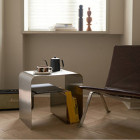 Table d'appoint minimaliste en acier inoxydable, table basse combinée irrégulière et ronde, table basse tendance pour les loisirs, styles variés