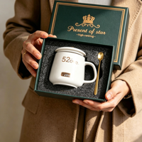 Tasse à café en céramique personnalisée Cadeau de bureau Vente en gros de souvenirs de mariage Cadeaux de fête Ensemble de cadeaux promotionnels d'affaires pour la maison