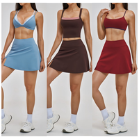 Ensemble 2 pièces pour femme : Soutien-gorge triangle solide à double bretelle et jupes, idéal pour le sport, le yoga, la gym, le fitness, l'entraînement et le tennis