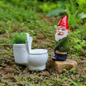 Gnomo de jardín en el baño, figura de resina, adorno de escritorio para interiores, decoración para macetas - Product Image 2