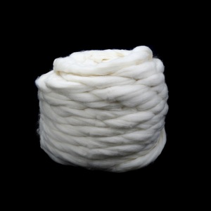 En stock 100% <span class=keywords><strong>Laine</strong></span> peignée 25-26 Mic Roving 70-80mm pour fil <span class=keywords><strong>Laine</strong></span> <span class=keywords><strong>de</strong></span> haute <span class=keywords><strong>qualité</strong></span> Tops <span class=keywords><strong>de</strong></span> <span class=keywords><strong>laine</strong></span> - Product Image 3